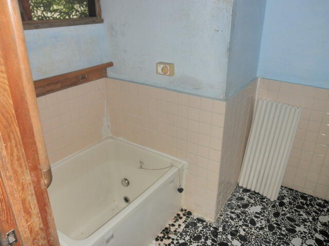 detached 宮城県大崎市田尻中目字上明神 地図を見る