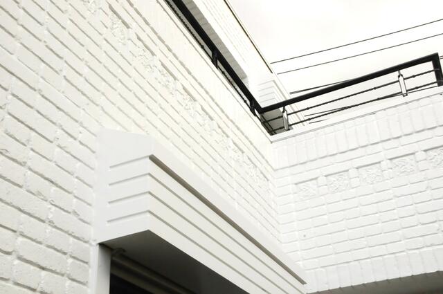 外壁　　建物の特徴はこの外観にあります／撮影日2024-12-04