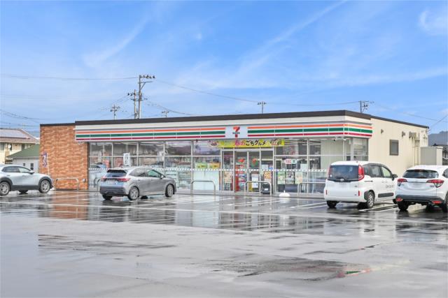 セブンイレブン 盛岡飯岡新田北店 (350m)