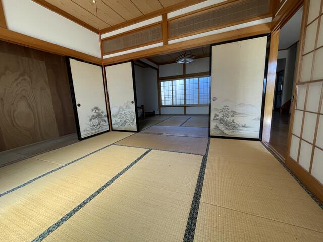 detached 秋田県山本郡三種町下岩川字向達子 地図を見る