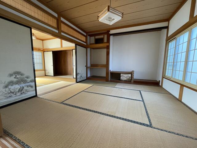 detached 秋田県山本郡三種町下岩川字向達子 地図を見る