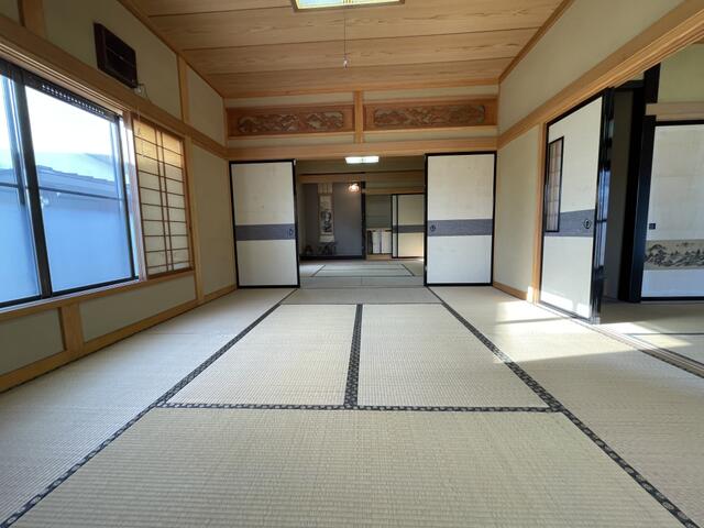 detached 秋田県山本郡三種町森岳字上台 地図を見る