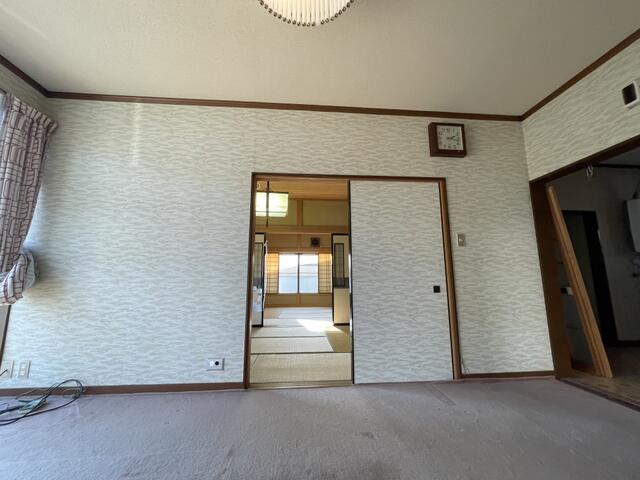 detached 秋田県山本郡三種町森岳字上台 地図を見る