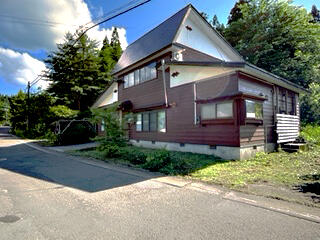 秋田県北秋田市の一戸建て | 650万円 | 7DK | 1045.52m² | Akiyama house finder