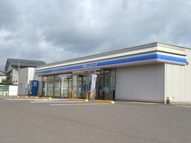 ローソン北秋田住吉町店まで約５５０ｍ。コンビニも近くにあるた