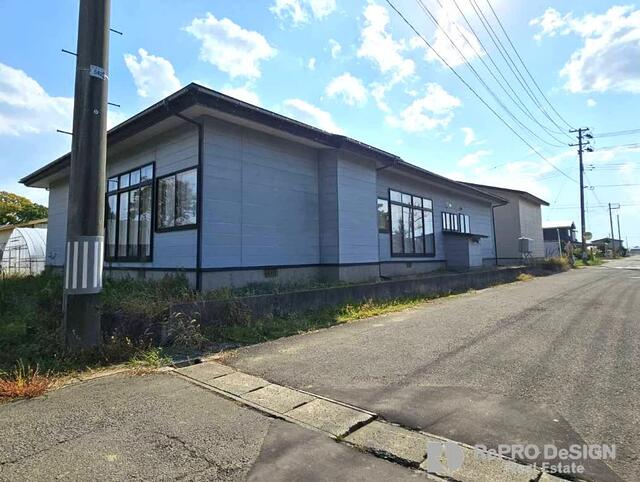 秋田県潟上市の一戸建て | 683万円 | 4LDK | 504.1m² | Akiyama house finder