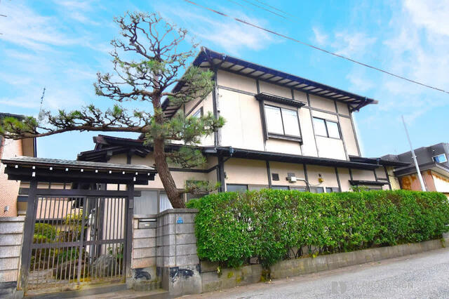 Cheap house for sale in Akita City, Akita