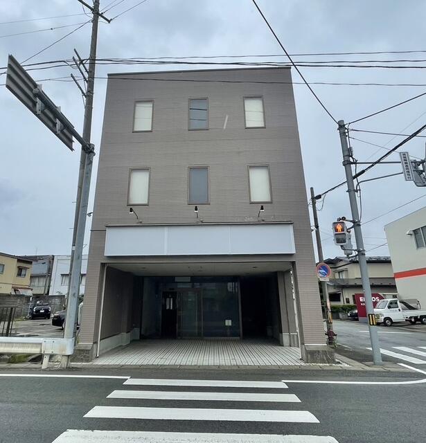 現地（外観）
