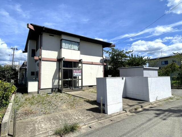 秋田県秋田市の一戸建て | 890万円 | 4LDK | 205.19m² | Akiyama house finder