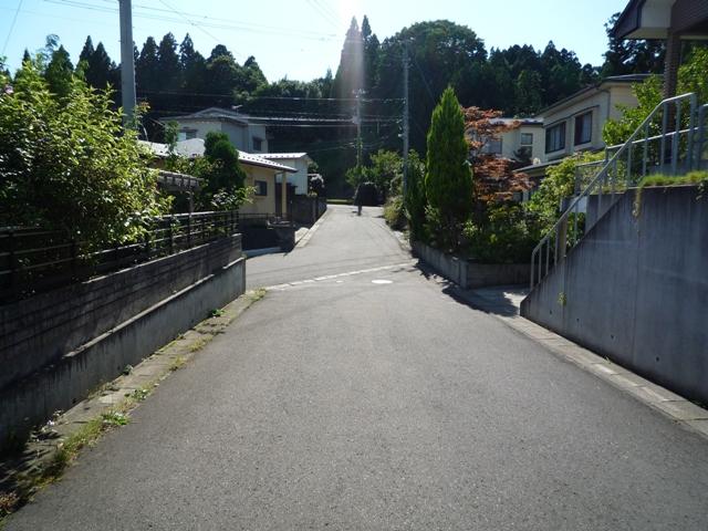 現地土地／前面道路