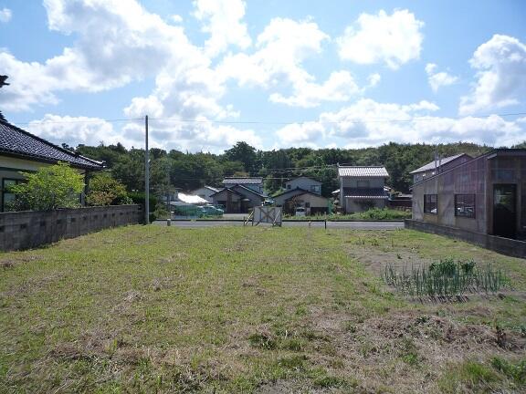 現地土地／西側から撮影