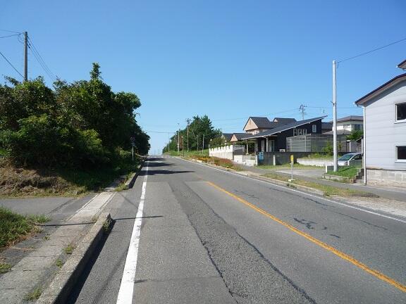 前面道路　北側から撮影