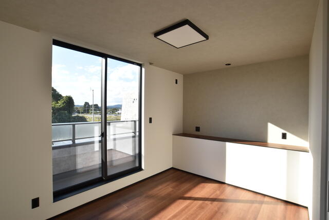 detached 秋田県男鹿市船越字内子 地図を見る