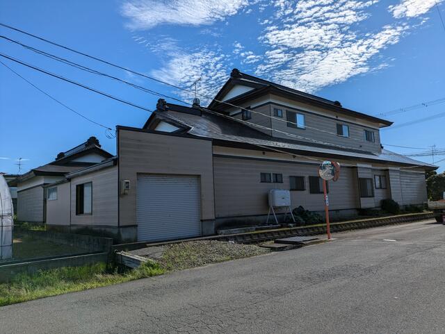 detached 秋田県南秋田郡八郎潟町夜叉袋字下昼寝 地図を見る