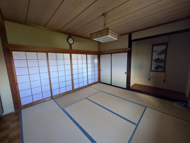 detached 秋田県南秋田郡八郎潟町夜叉袋字下昼寝 地図を見る