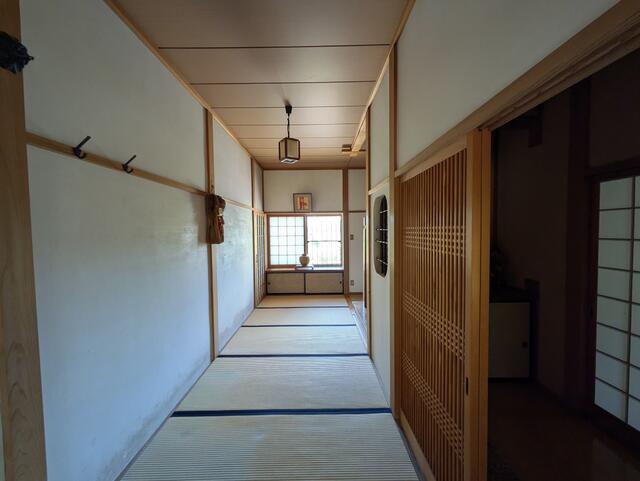 detached 秋田県南秋田郡八郎潟町夜叉袋字下昼寝 地図を見る