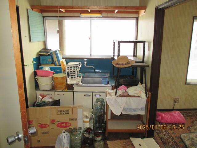detached 秋田県山本郡八峰町八森字滝の間 地図を見る