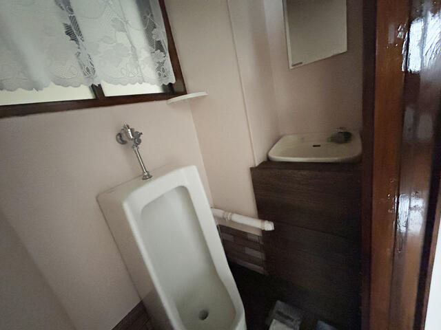 detached 秋田県山本郡三種町浜田字砂崎 地図を見る