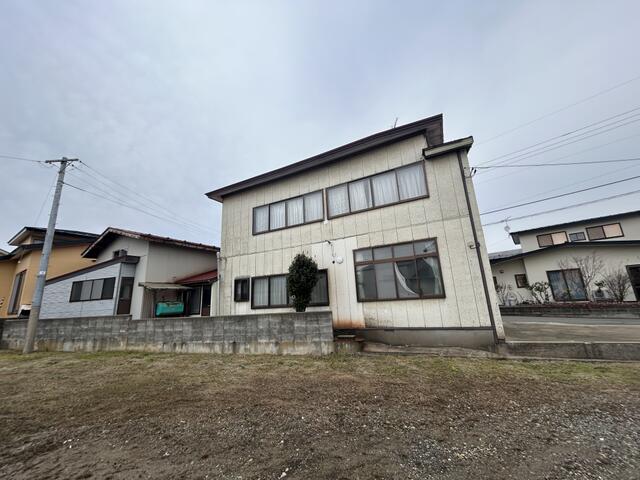 detached 秋田県山本郡三種町浜田字砂崎 地図を見る