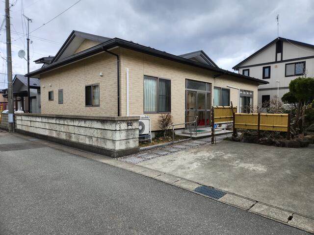秋田県秋田市の一戸建て | 2800万円 | 4DK | 410.05m² | Akiyama house finder