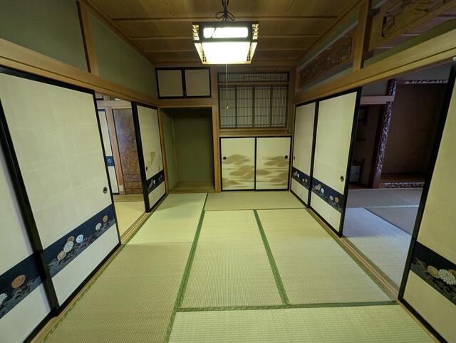 detached 秋田県雄勝郡羽後町西馬音内字本町 地図を見る