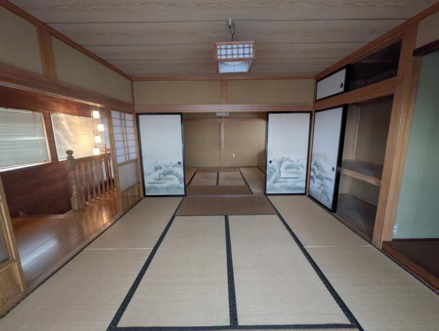 detached 秋田県雄勝郡羽後町西馬音内字本町 地図を見る