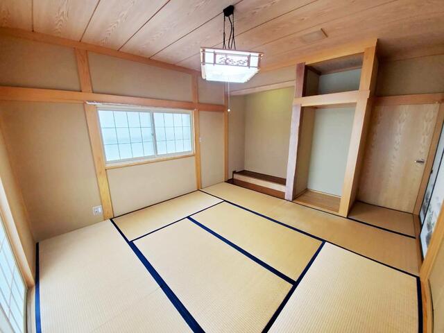 detached 秋田県湯沢市秋ノ宮字城ノ内 地図を見る