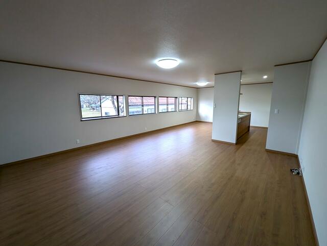 detached 秋田県雄勝郡羽後町貝沢字柏野 地図を見る