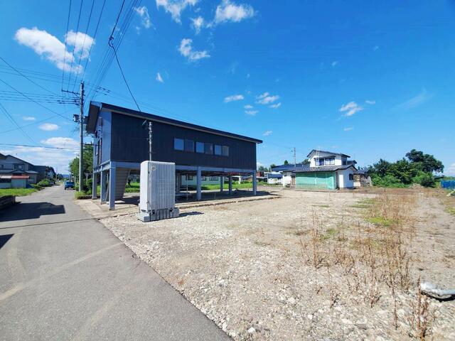 detached 秋田県雄勝郡羽後町貝沢字柏野 地図を見る