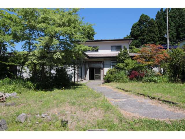 detached 秋田県男鹿市船川港比詰字餅ケ沢 地図を見る