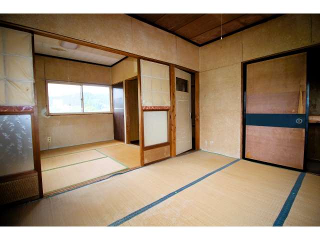 detached 秋田県男鹿市船川港比詰字神田前 地図を見る