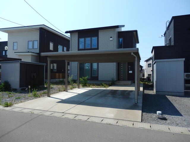 detached 青森県平川市館山前田 地図を見る