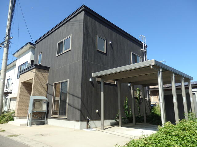 青森県青森市の一戸建て | 2180万円 | 4SDK | 136.63m² | Akiyama house finder