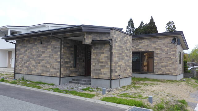 秋田県男鹿市の一戸建て | 2000万円 | 2LDK | 224.4m² | Akiyama house finder