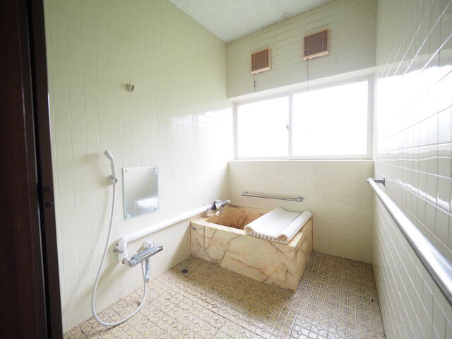 detached 秋田県仙北郡美郷町六郷字馬場 地図を見る