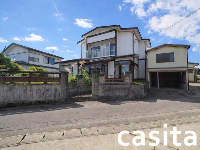 秋田県横手市の一戸建て | 350万円 | 5LDK | 318.15m² | Akiyama house finder