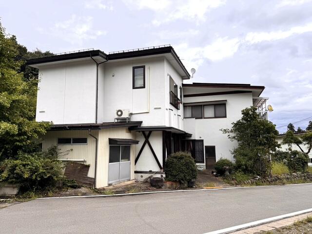 detached 山形県東村山郡中山町大字柳沢 地図を見る