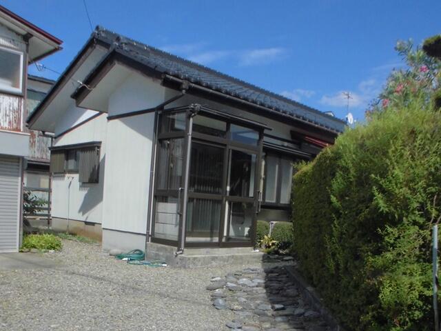 山形県鶴岡市の一戸建て | 888万円 | 4K | 328.76m² | Akiyama house finder