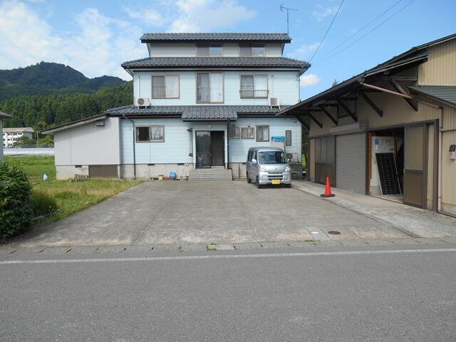 house for sale in 鶴岡市, Yamagata | ¥17,800,000 | 7K | Akiyama house fi…
