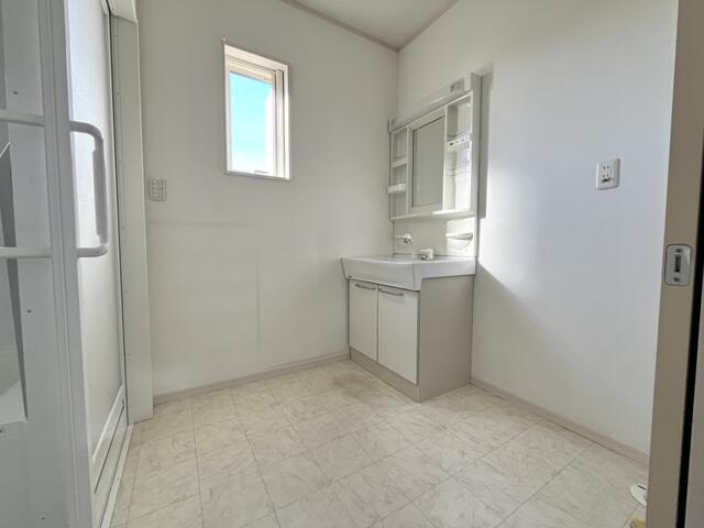 detached 山形県南陽市三間通 地図を見る