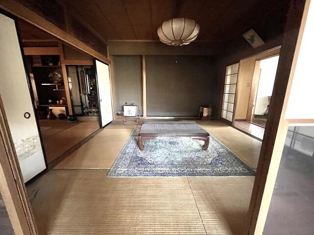 detached 山形県南陽市池黒 地図を見る