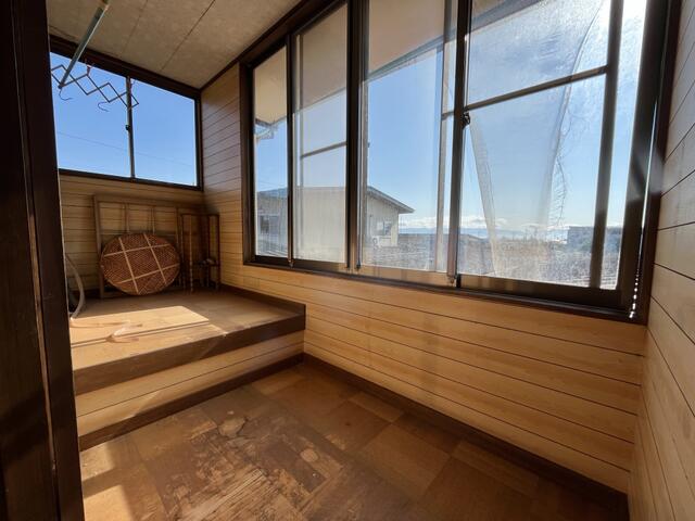 detached 山形県南陽市池黒 地図を見る