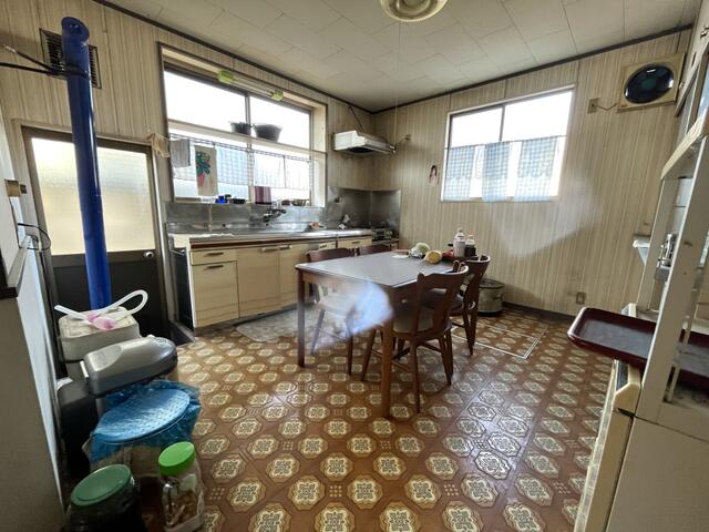 detached 山形県南陽市池黒 地図を見る