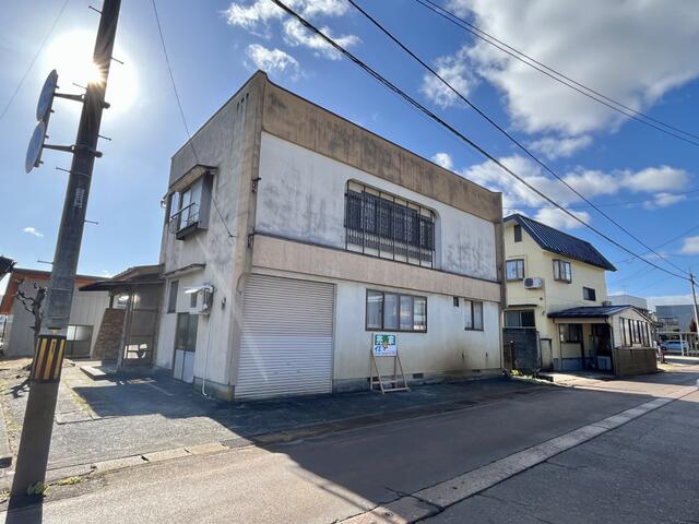 detached 山形県南陽市池黒 地図を見る