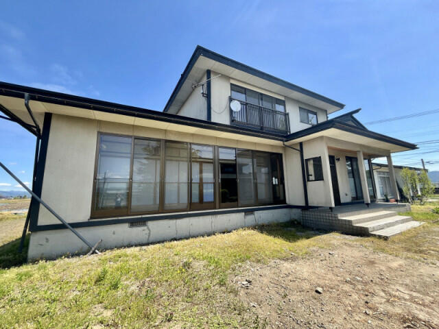 detached 山形県東置賜郡高畠町大字糠野目