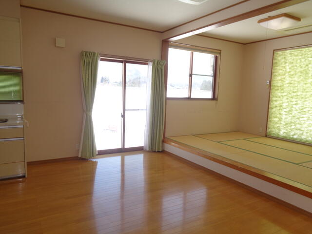 detached 山形県東置賜郡高畠町大字上和田 地図を見る
