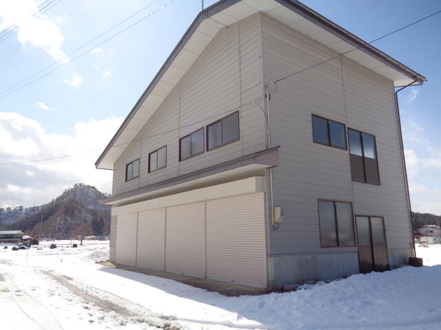 detached 山形県東置賜郡高畠町大字上和田 地図を見る