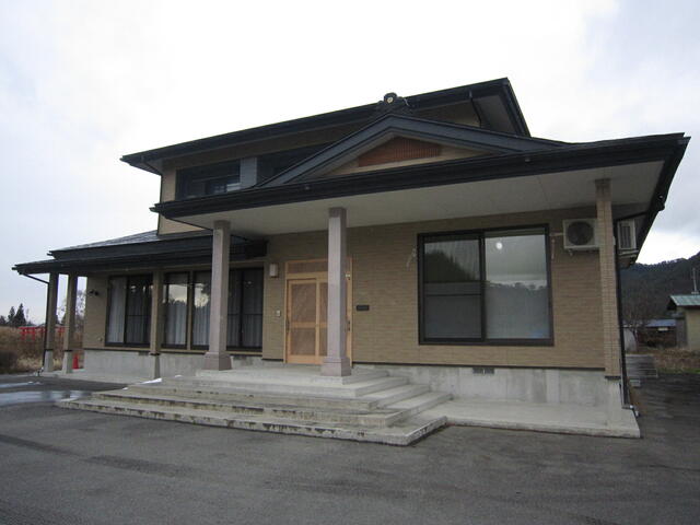 detached 山形県東置賜郡高畠町大字上和田 地図を見る