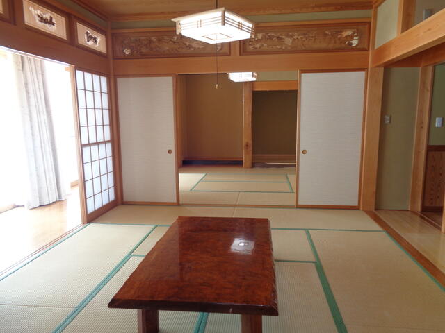 detached 山形県東置賜郡高畠町大字上和田 地図を見る