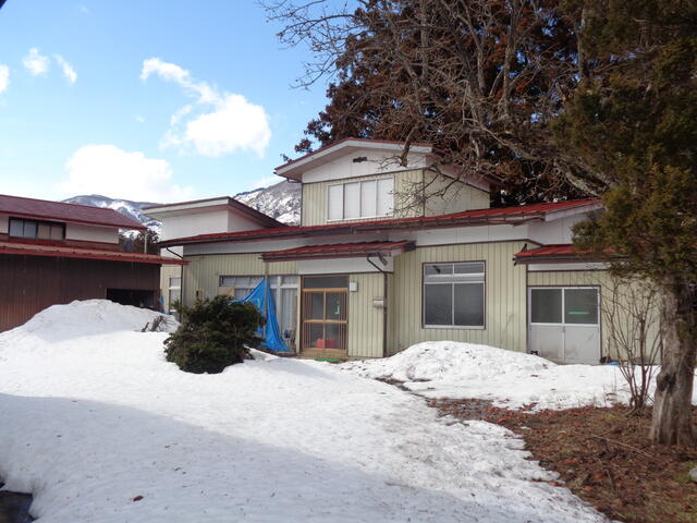 detached 山形県長井市勧進代 地図を見る